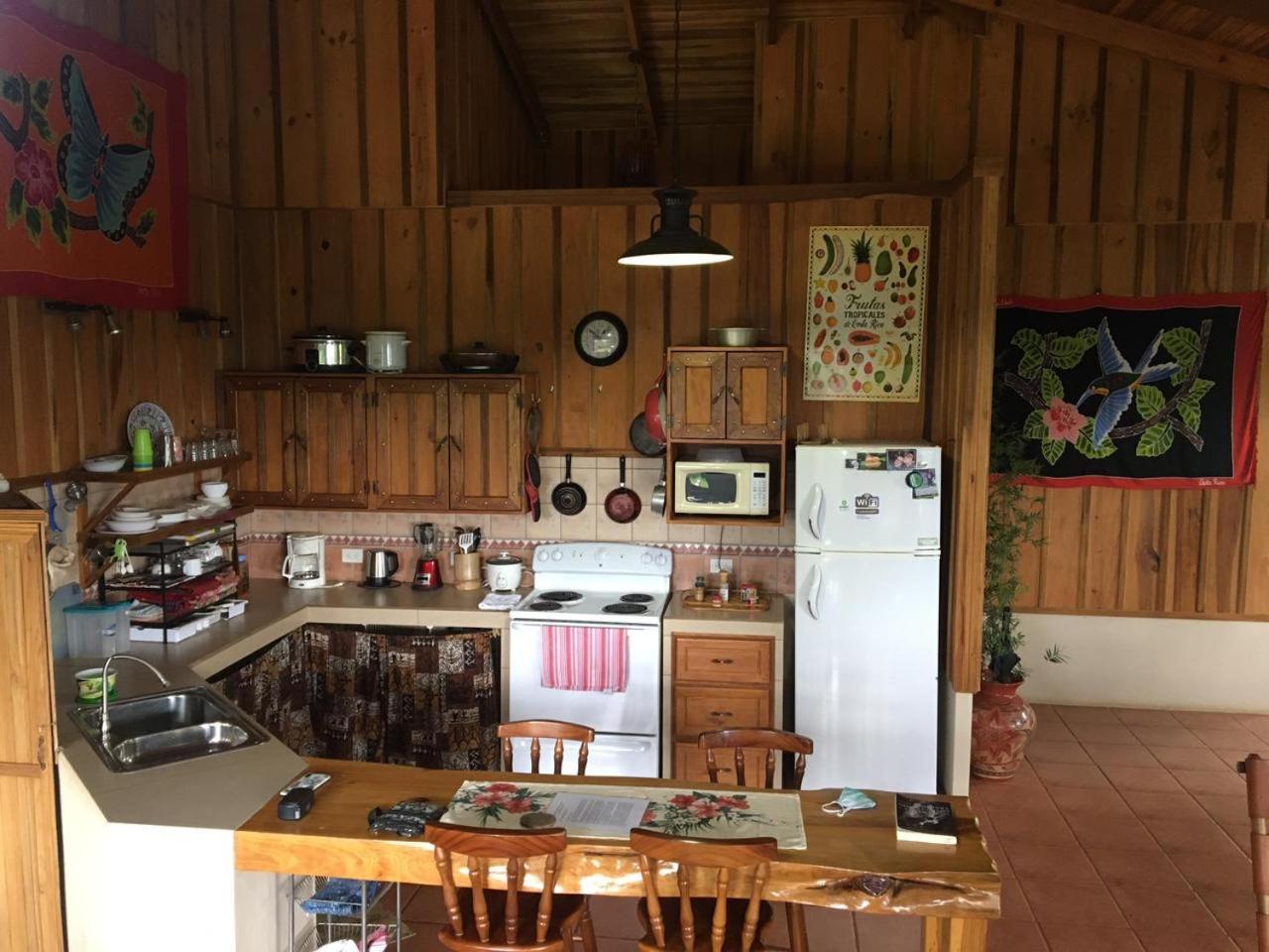 Birds & Breakfast Costa Rica Bed & Breakfast La Tigra  Exterior photo