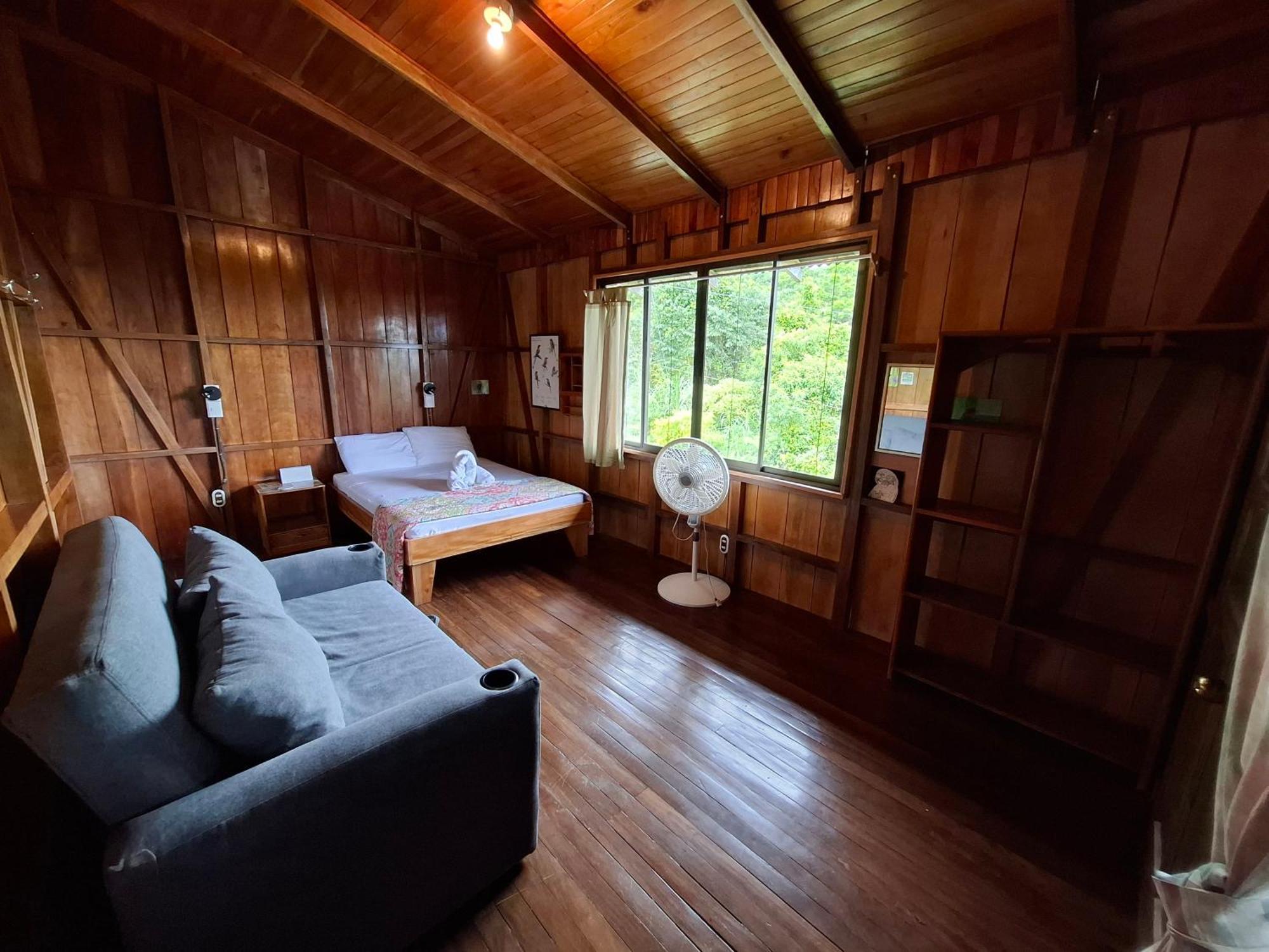 Birds & Breakfast Costa Rica Bed & Breakfast La Tigra  Exterior photo